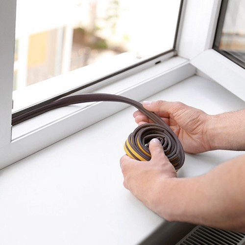Уплотнитель для окон и дверей