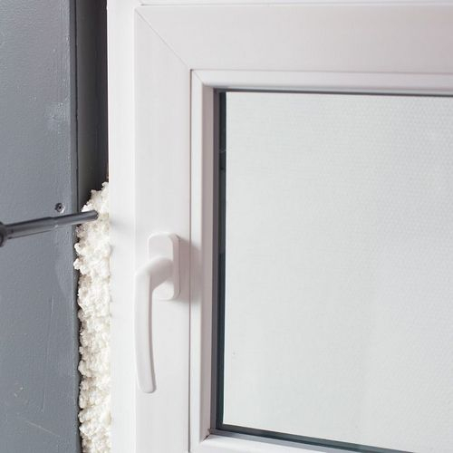 Пена монтажная