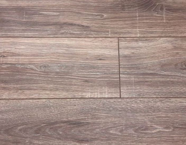 Ламинат Woodstyle Breeze Дуб Имбат с фаской, 8мм, 33 класс, 2.155м2/уп