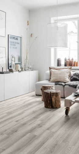SPC плитка 1219х178х4мм Solida Traditional Oak 03935 Adelar