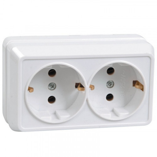 Розетка двухместная наружная белая (с заземлением) Октава 16А IEK