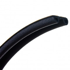 Уплотнитель самоклеящийся черный Sila Pro D50 12х10мм, 50м