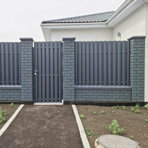 Штакетник 85х1200мм П-образный односторонний RAL 7024 серый графит 0,45 мм