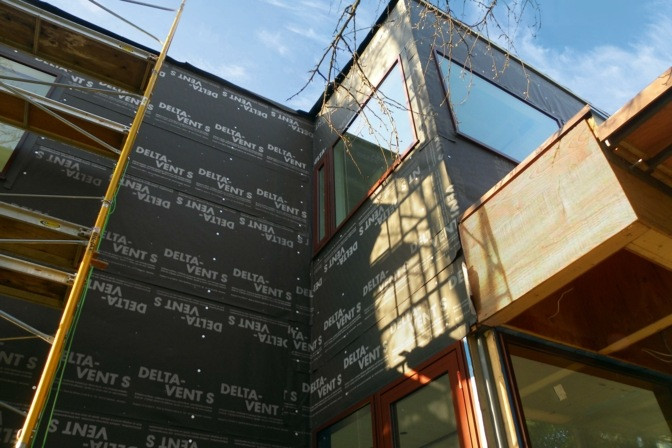 Мембрана диффузионная повышенной прочности DELTA-VENT S Plus с 2 зонами проклейки 1.5х50м, 150г/м2