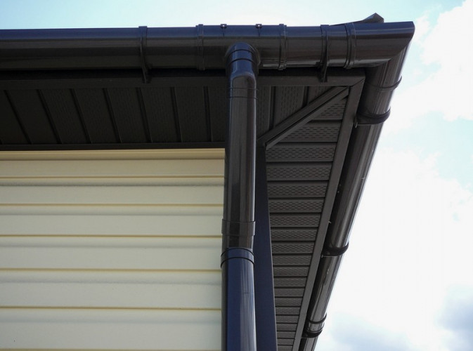 Софит с перфорацией всех листов 3000*305мм, графит Деке PREMIUM