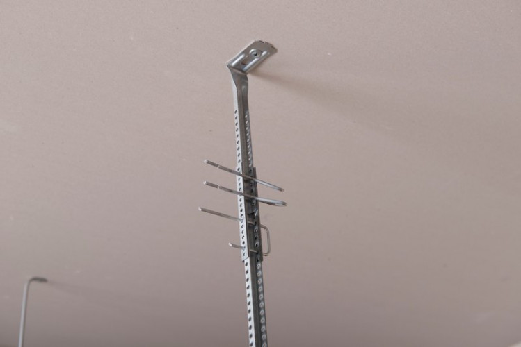 Нижняя часть подвеса Knauf Нониус 131х62х15 мм