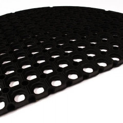 Коврик ячеистый полукруг 45х75см, 16 мм резиновый, Решетка
