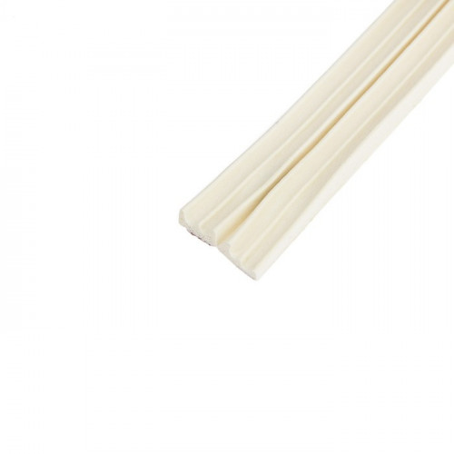 Уплотнитель самоклеящийся E10 4x9мм, белый 10м