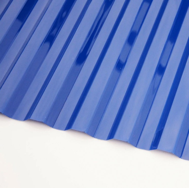 Профилированный поликарбонат трапеция 2000х1050х0,8мм (синий матовый) Юг-Ойл-Пласт