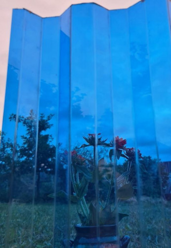 Профилированный поликарбонат трапеция 2000х1050х0,8мм (синий прозрачный) Юг-Ойл-Пласт