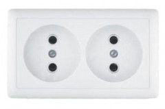 Розетка двойная скрытая белая (без заземления)