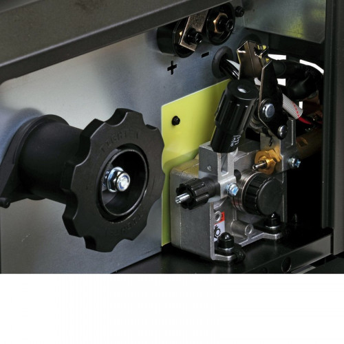 Сварочный полуавтомат инверторный 5,9 кВт Elitech WM200SYN