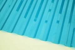 Профилированный поликарбонат трапеция 2000х1050х0,8мм (бирюза прозрачный) Юг-Ойл-Пласт