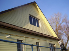 Сайдинг виниловый БлокХаус 243мм*3600мм лимон Деке PREMIUM