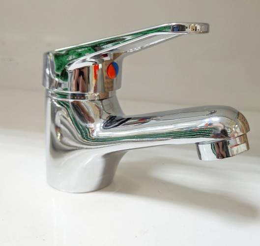 Смеситель для мойки одноручный Эверест